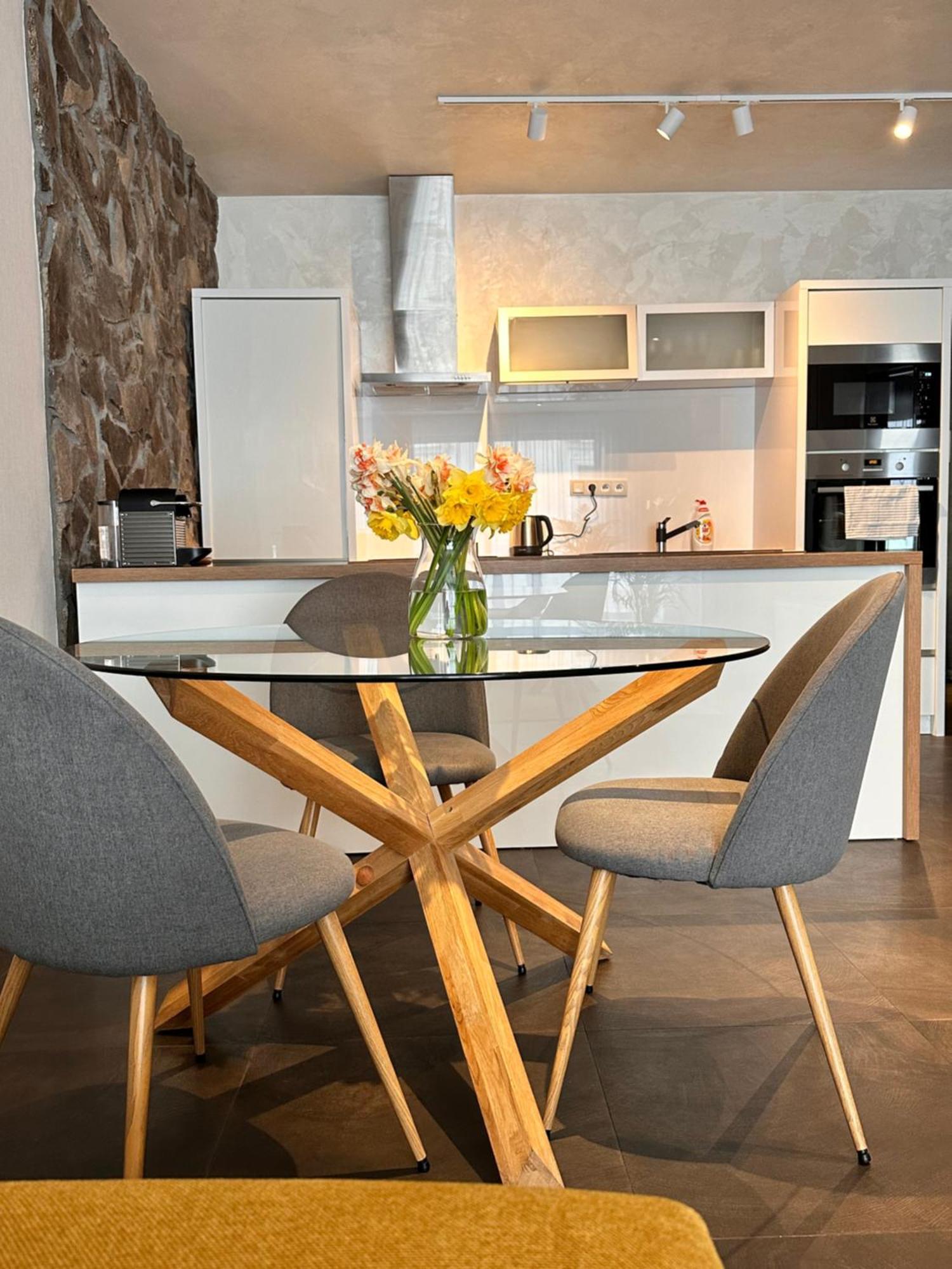 Apartman Leonardo - City Center Trnava Exterior foto