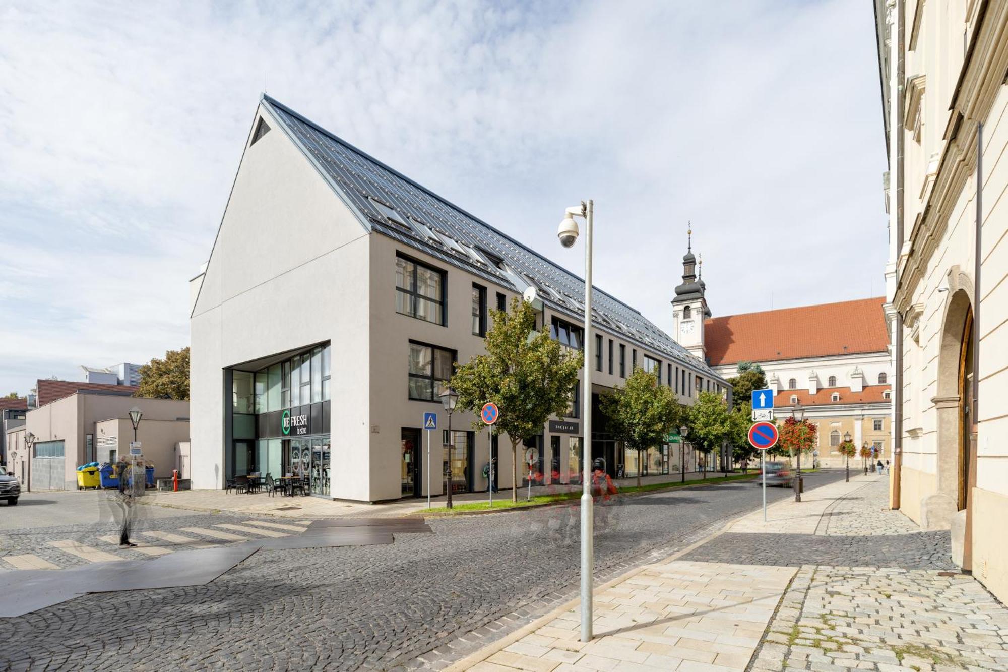 Apartman Leonardo - City Center Trnava Exterior foto